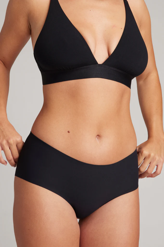 Base Boy Short in Black (Pack) - Image 3