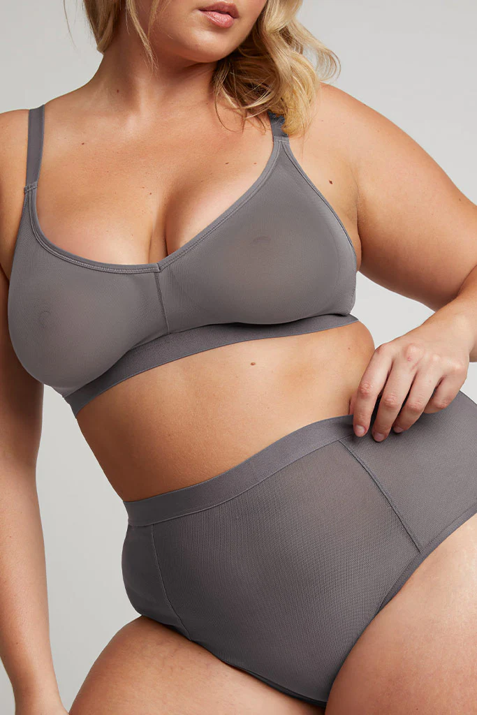 Sieve Non-Wire Bra in Graphite - Image 3