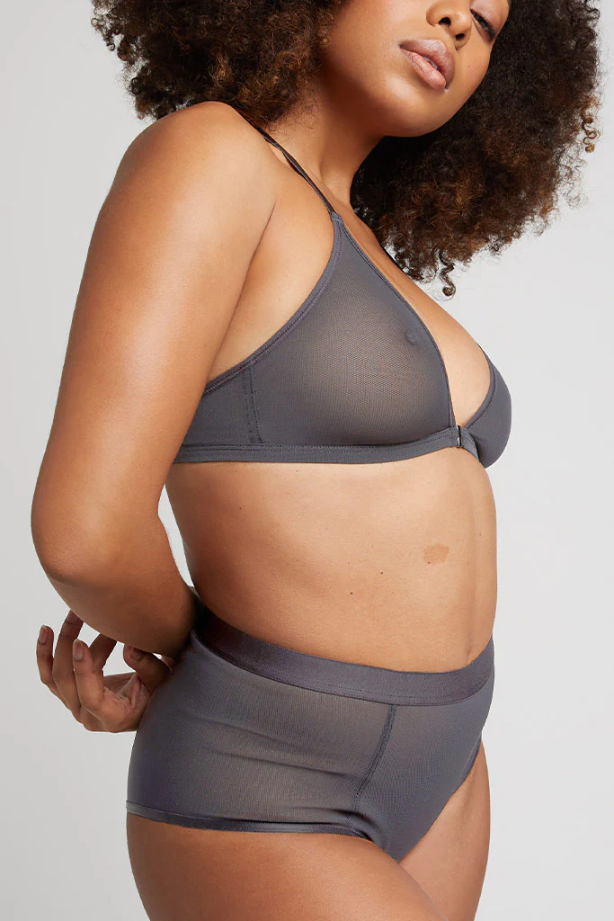 Sieve Racerback Bra in Graphite - Image 4