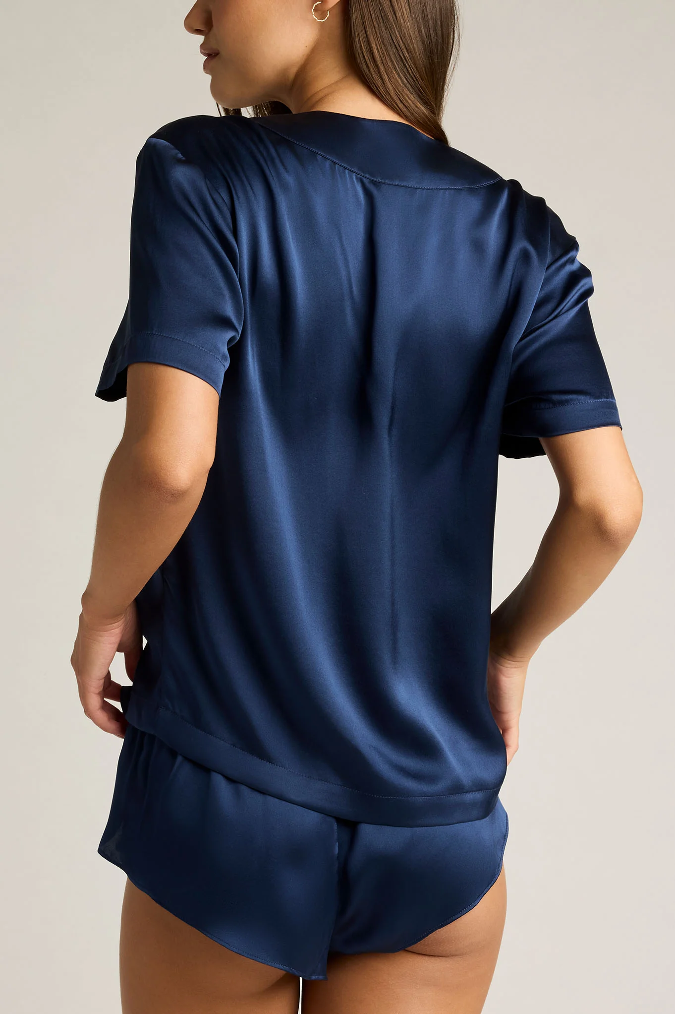 Eclipse Washable Silk V-Top in Navy - Image 4
